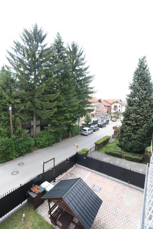 Apartmani Pejton Ilidza Сараєво Екстер'єр фото